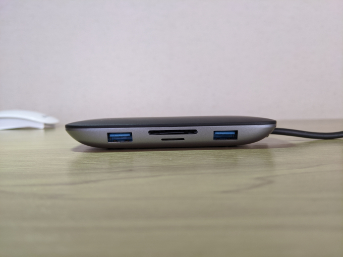 AUKEY CB-C71 8-in-1 USB-C ハブ 側面1