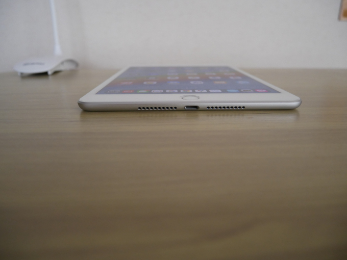 iPad mini 5 側面3