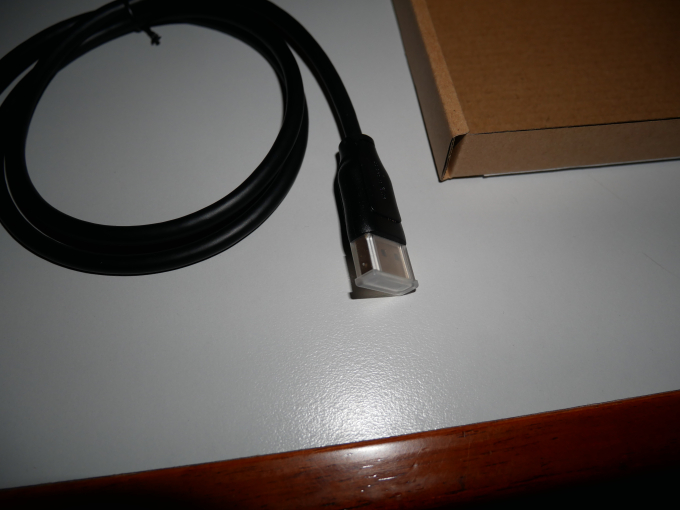 Amazon Basics Mini DisplayPort to DisplayPort ケーブル3