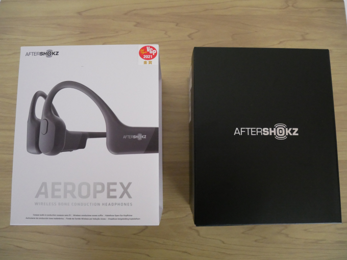 AfterShokz Aeropex 外箱 カバー外したところ1