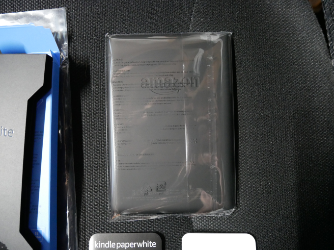 Amazon Kindle Paperwhite 本体裏1