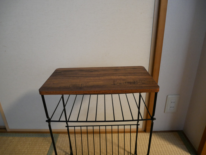 閑話1 ― 電話機を置くためニトリのサイドテーブル (シェルフィ ダークブラウン)を購入しました | DigiGucci Blog