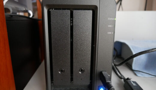 Synology DS720+ 前面