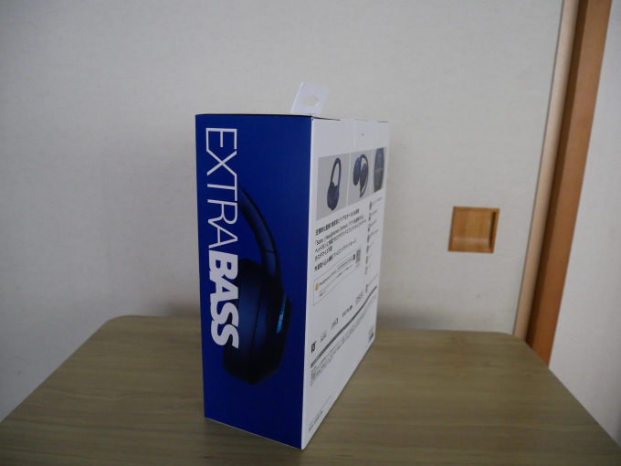 SONY WH-XB900N 外箱斜め