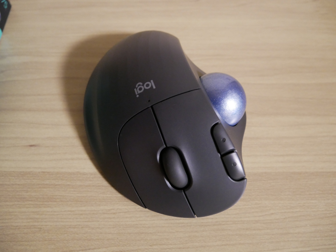 Logicool M575 本体ボタン