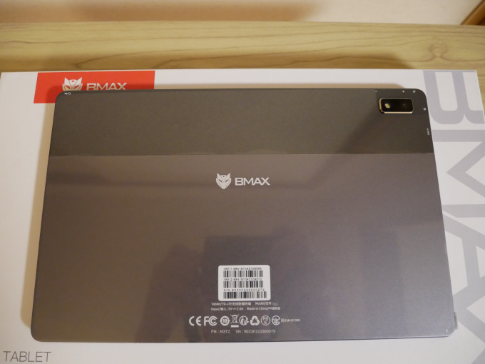 BMAX MaxPad I11 本体裏面