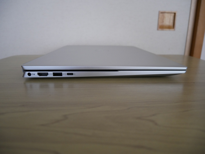 Dell Inspiron 14 5420 本体側面左