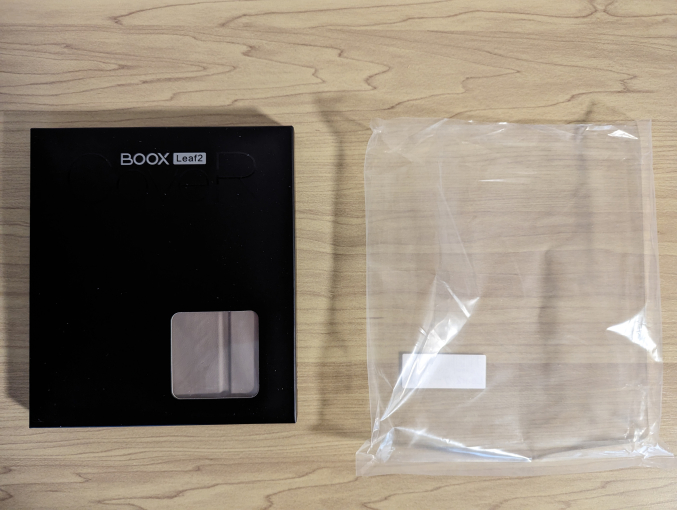 BOOX Leaf2 WhiteのCase 外箱表