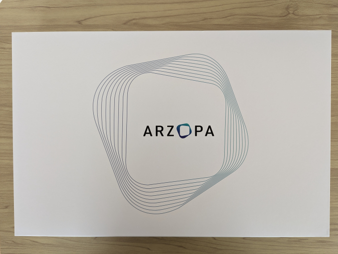 ARZOPA モバイルモニター 15.6インチ4k 外箱表2
