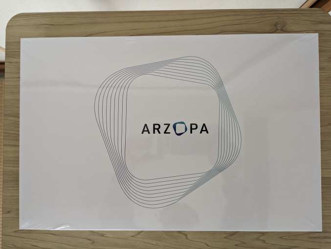 ARZOPA モバイルモニター 15.6インチ4k 外箱表1