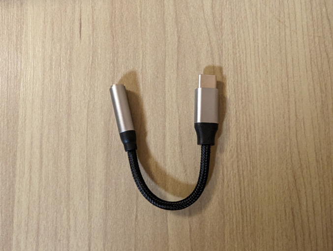 SZSL USB-C to 3.5mm イヤホンアダプタ 変換プラグ本体1