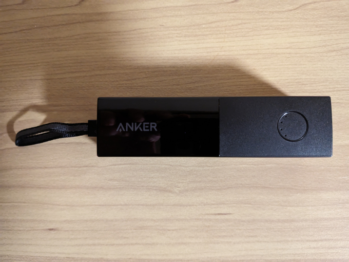 Anker 511 Power Bank 本体 上から