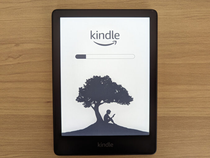 Amazon Kindle Paperwhite 11Gen 本体表 電源オン1