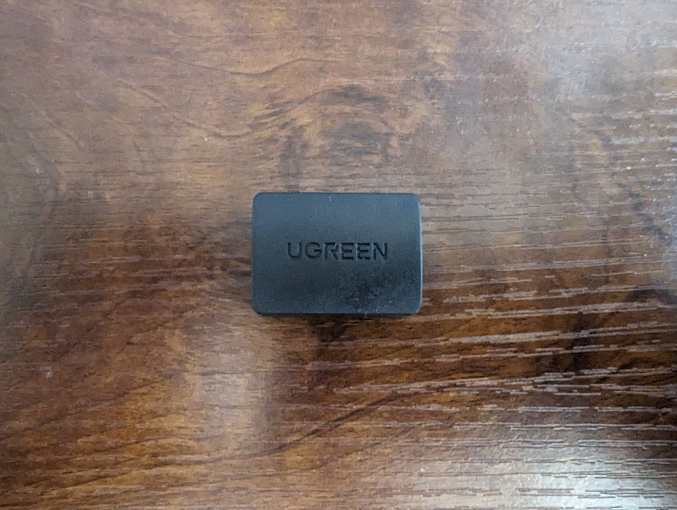 UGREEN HDMI中継アダプター 上から