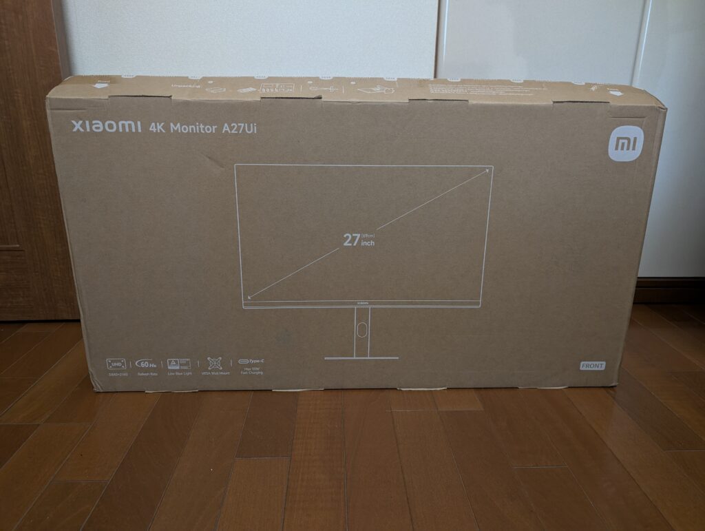 Xiaomi 4Kモニター A27Ui 外箱1