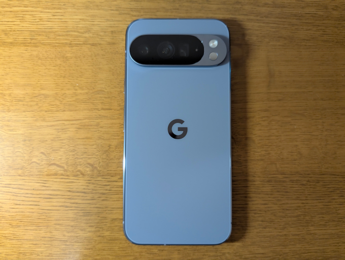 Google Pixel 10 Pro XL 本体裏面