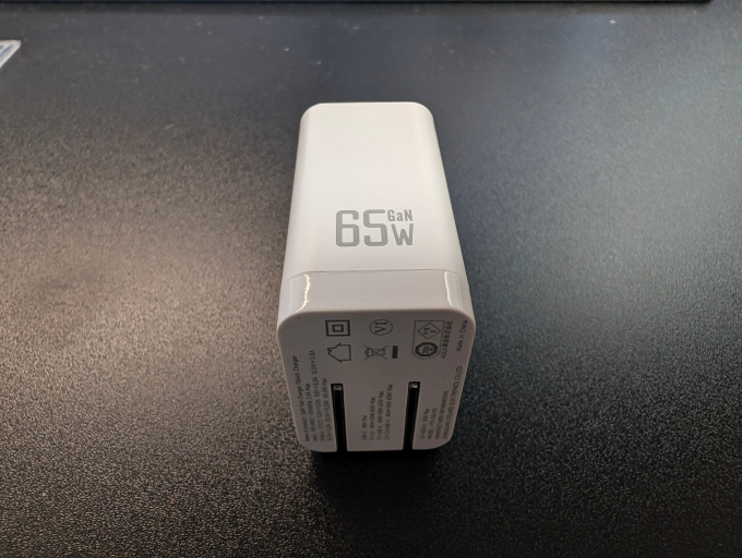 JACESS PD充電器 本体2