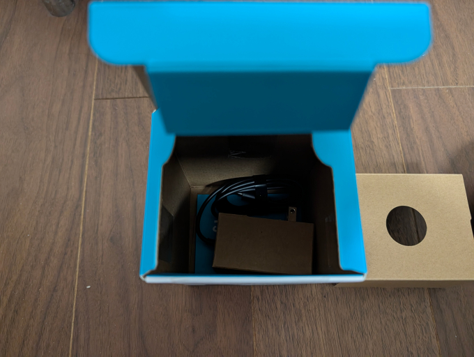 Amazon echo pop 中身