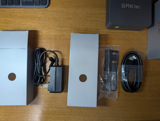 GMKtec G3 Plus 付属品1