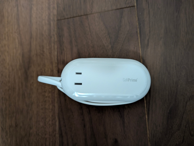 Anker 615 USB Power Strip 本体裏