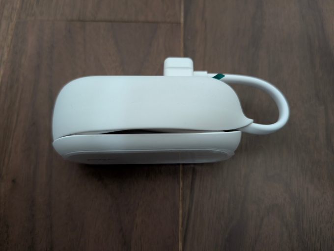 Anker 615 USB Power Strip 本体横1