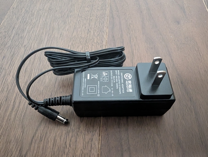 玄人志向 HDDケース GW3.5AM-SU3G2P 付属品 ACアダプター