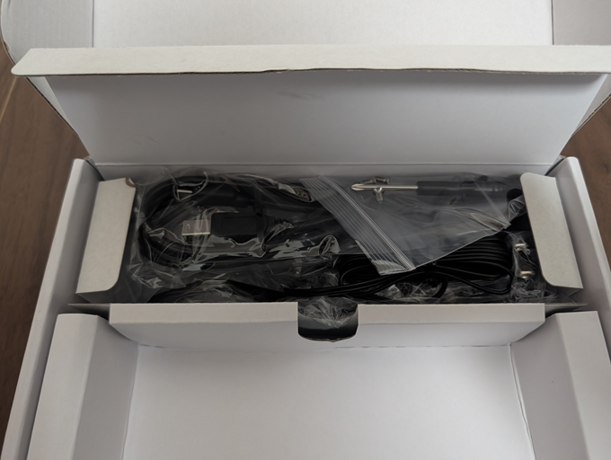 玄人志向 HDDケース GW3.5AM-SU3G2P 開けたところ2