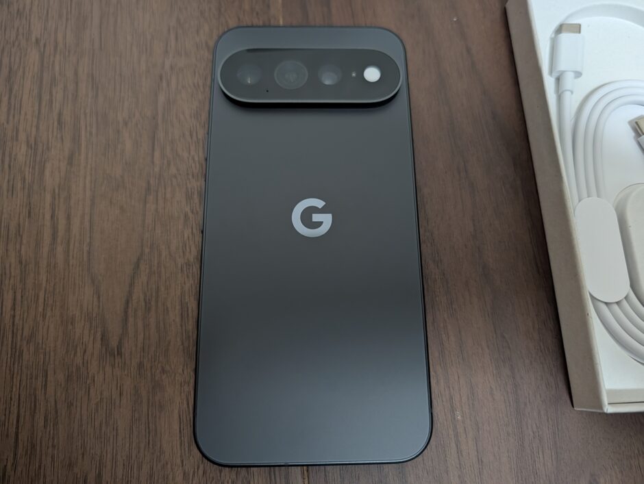 Google Pixel 11 Pro XL 本体裏